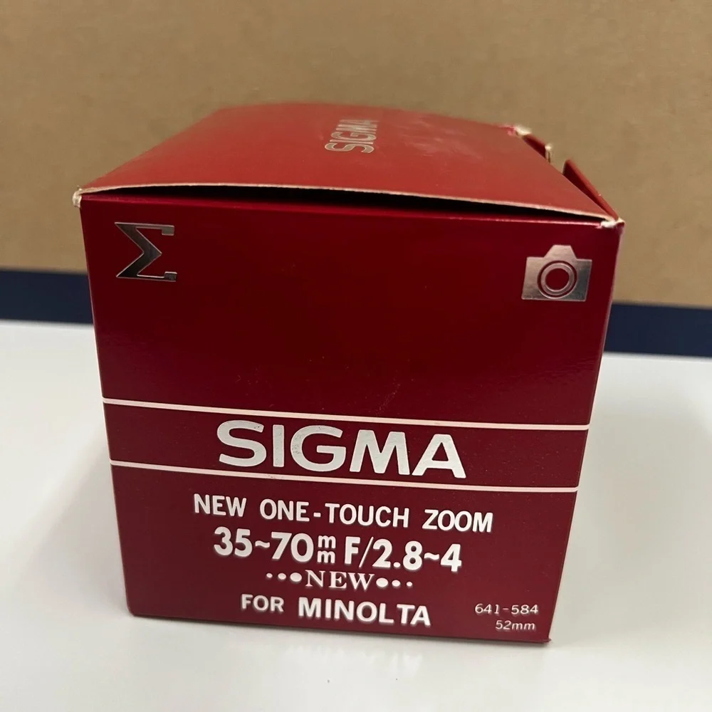 Sigma One Touch Zoom For Minolta 35-70mm F/2.8-4 Lenses